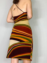 Vestido mini con abertura y rayas en la espalda cruzada